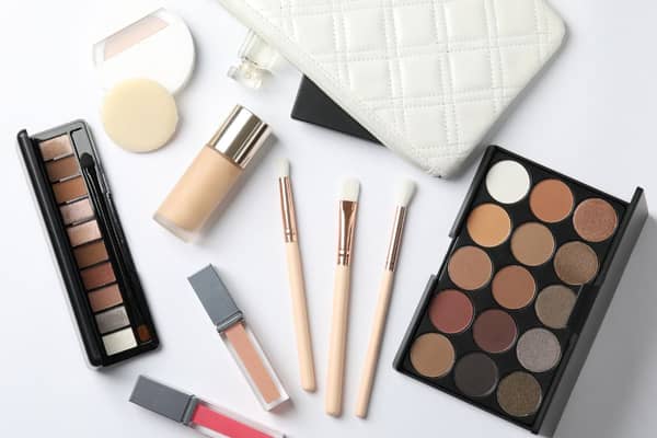Refresh your makeup bag this summer with these 5 essentials you can buy on the high street (Canva Images) 