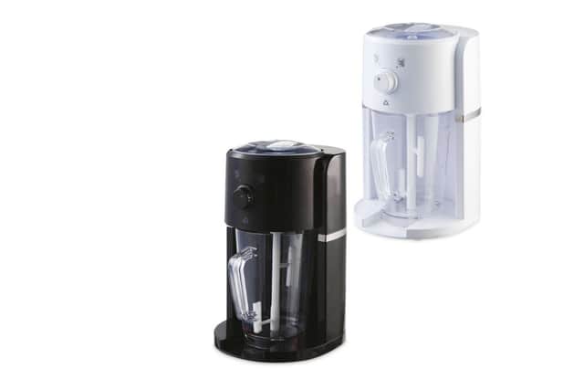 The Ambiano Frozen Drinks Maker comes in two colours