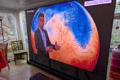 Gareth has been testing an Awol Vision projector and screen in his conservatory 