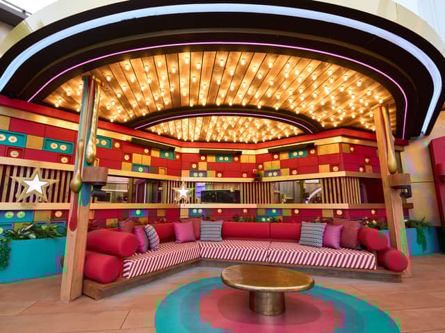 This looks like a nice place to relax!