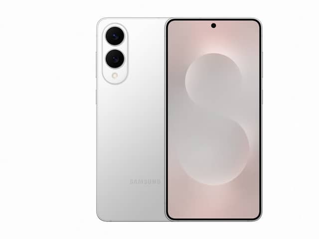 Samsung Galaxy S25 Edge – the ultra-slim flagship phone with edge-to-edge display and Galaxy AI