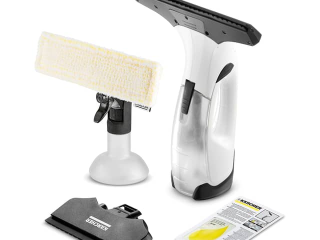 A powerful streak-free window cleaner from Kärcher, complete with accessories and cleaner concentrate