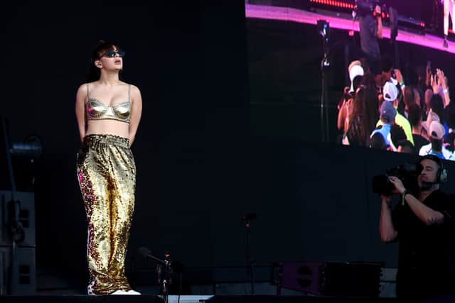 Charli XCX performs with MÃ onstage during 2018 Coachella Valley Music And Arts Festival Weekend 1 at the Empire Polo Field on April 14, 2018 in Indio, California.