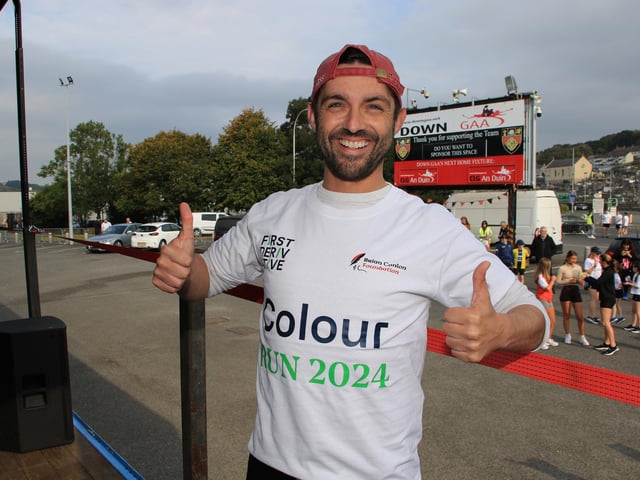 Simon Black Zumba and Fitness instructor from Ballyholland ready to get the participants energized. for the Colour Run INNR3937