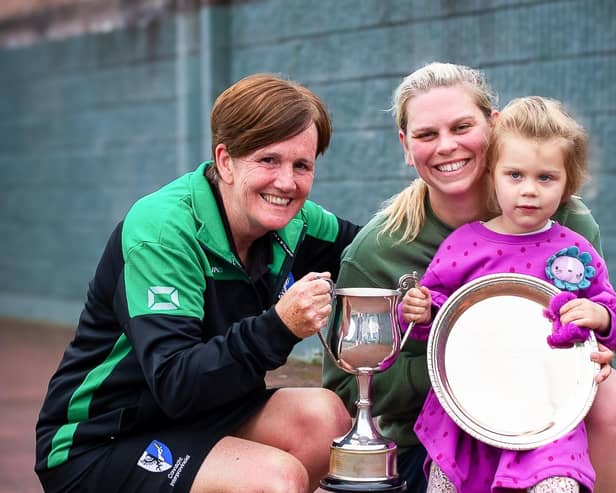 Catriona Ruane Ladies Singles winner with runner-up Sarah Myers from Canada.