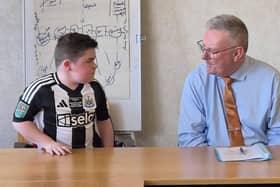 Alfie Pentony (12) from Newry meets Health Minister Mike Nesbitt.