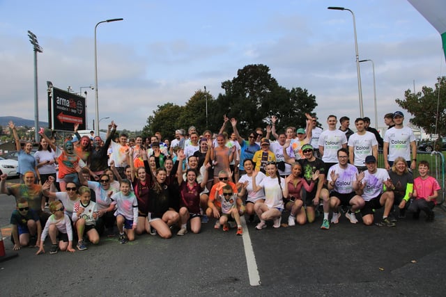 Runners at the start line and ready to go! INNR3950