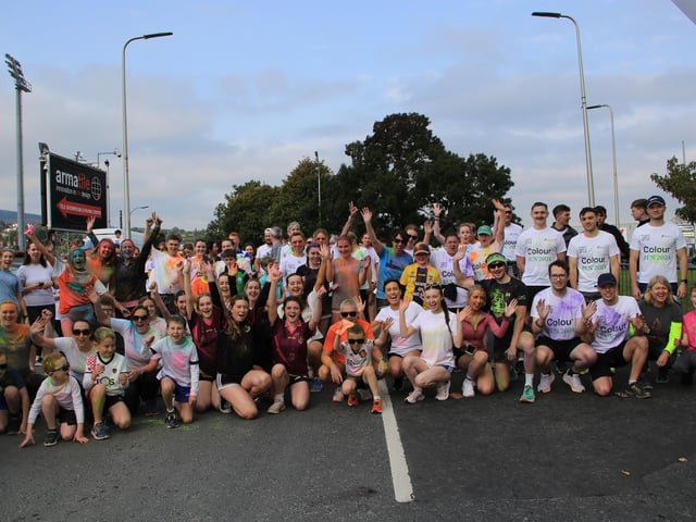 Runners at the start line and ready to go! INNR3950