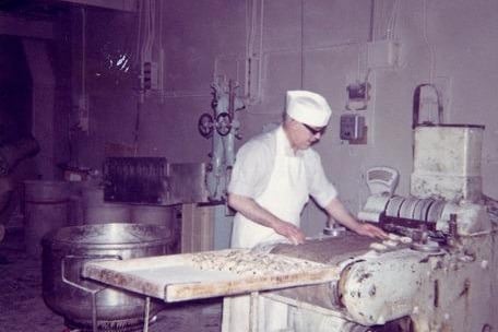 Paddy Kimmins working at a dough divider in McCann’s Bakery, 1970s. Newry and Mourne Museum Collection