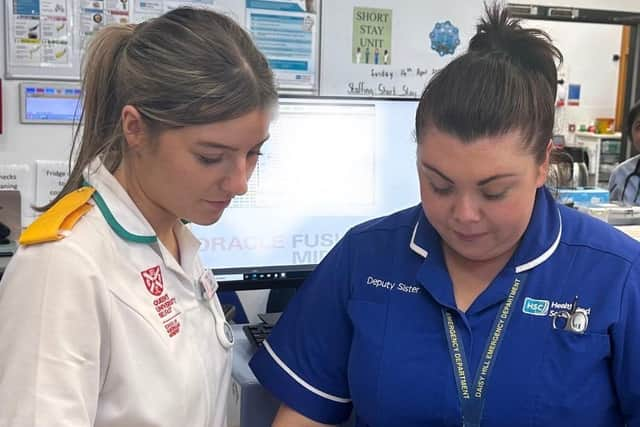 Student Nurse Molly and Clinical Sister Niamh Burns.