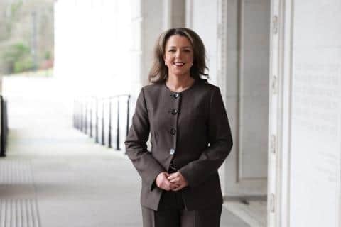 Minister Liz Kimmins