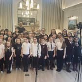 Young members of Cór na nÓg Caisleán Ruairí
